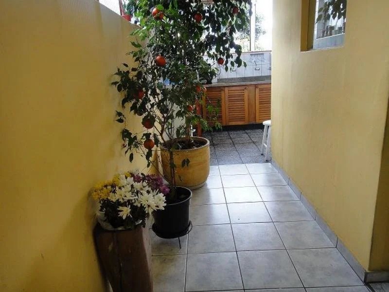 Casa à venda com 3 quartos, sendo 2 suítes, em Jardim Taboão, São Paulo, SP
