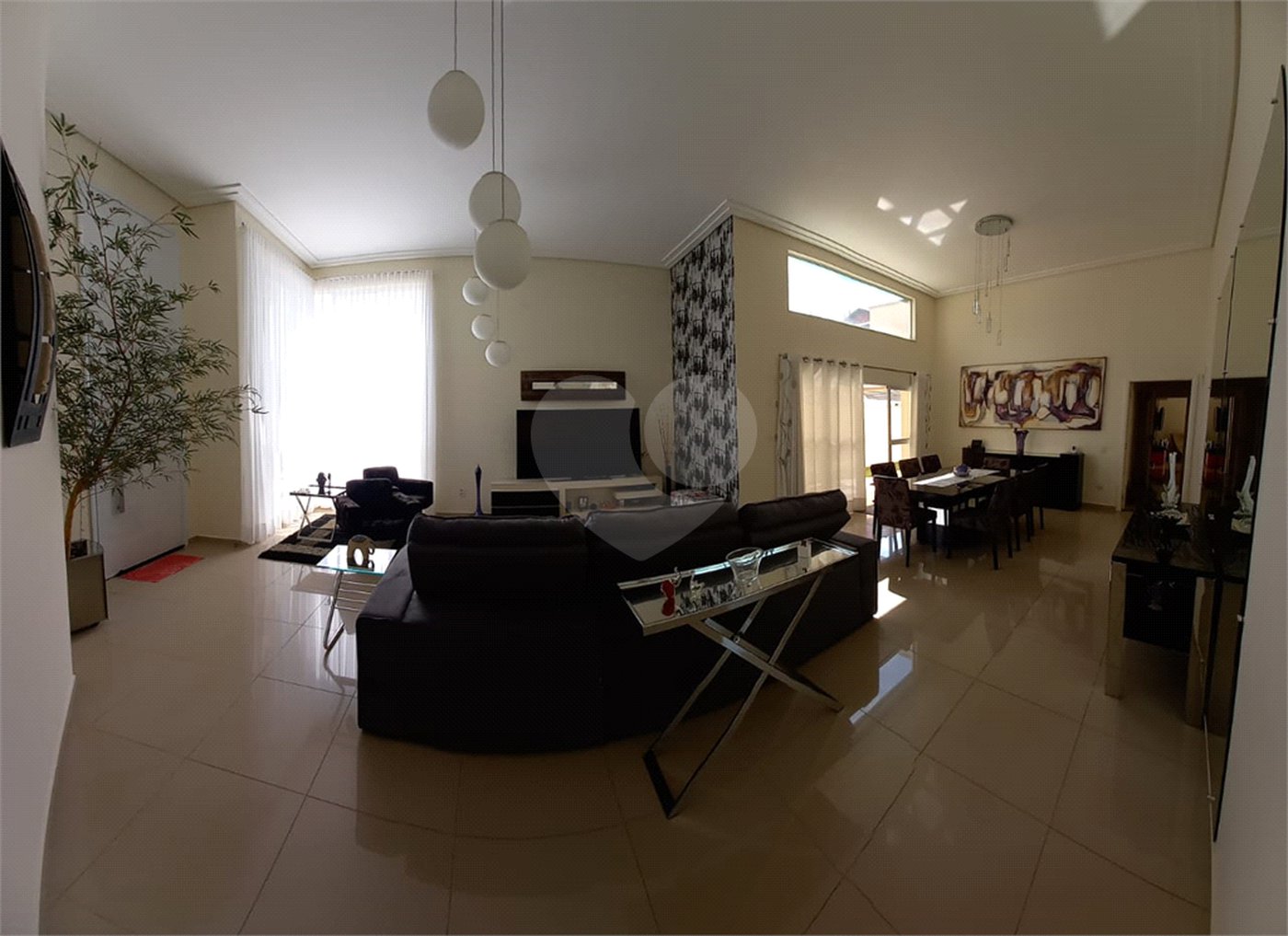 Casa à venda com 3 suítes no condomínio Alpes de Vinhedo, Vinhedo - SP