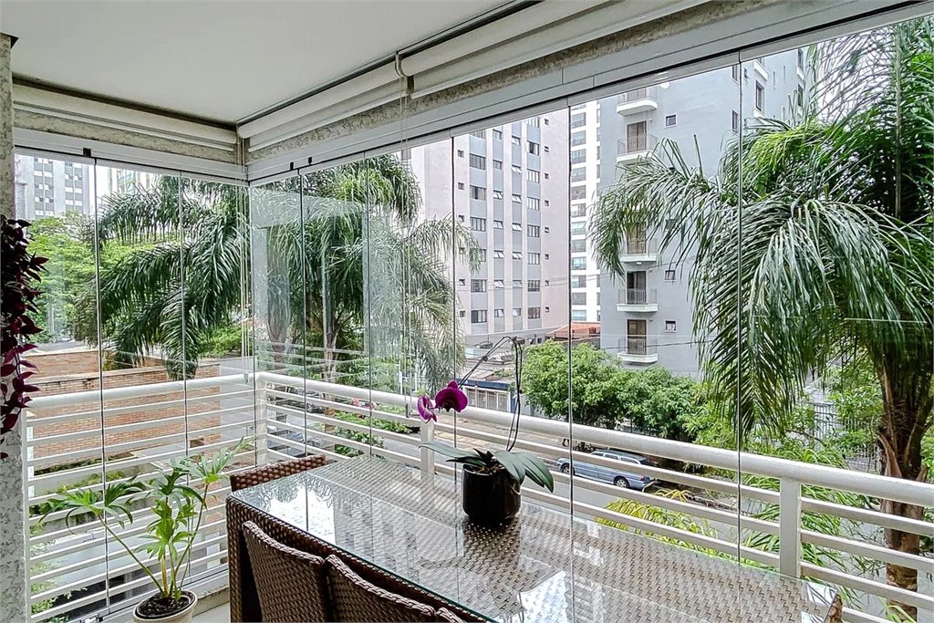 Duplex de 96m2 decorado com varanda gourmet e 2 vagas no Alto do Ipiranga