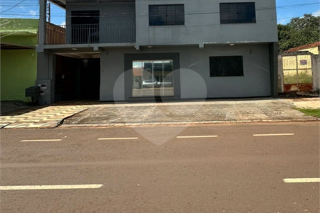 Sobrado à venda ou para alugar com 4 quartos, sendo 2 suítes, em Vila Lacíria, Ponta Porã, MS