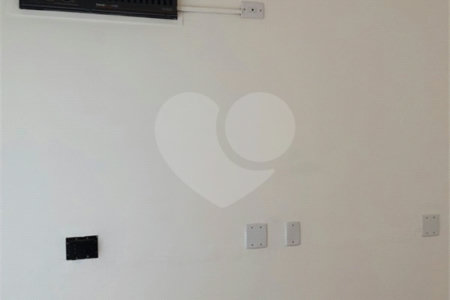 Apartamento à venda com 1 suíte em Vila Suzana, São Paulo, SP
