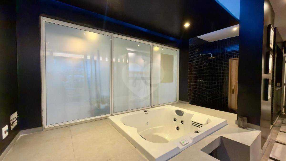 Apartamento à venda com 2 quartos, sendo 1 suíte, em Vila Gertrudes, São Paulo, SP