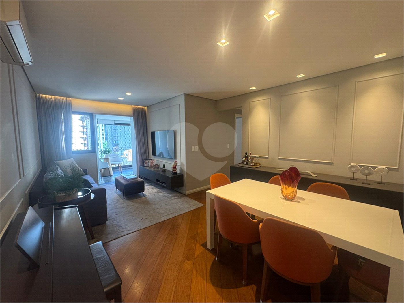 Apartamento à venda com 3 suítes em Indianópolis, São Paulo, SP