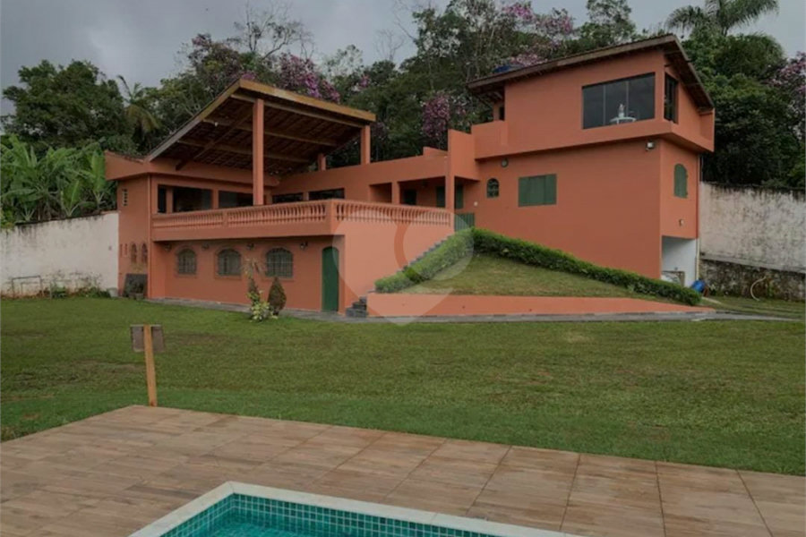 Chácara à venda com 3 quartos em Parelheiros, São Paulo, SP