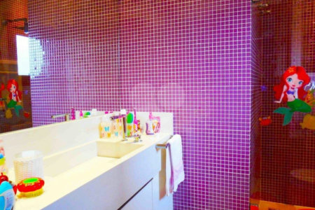 Casa à venda com 4 suítes no condomínio Vilaggio Monte Alegre, São Paulo - SP