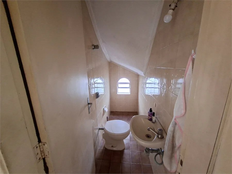 Sobrado à venda com 3 quartos, sendo 1 suíte, em Jardim Esmeralda, São Paulo, SP