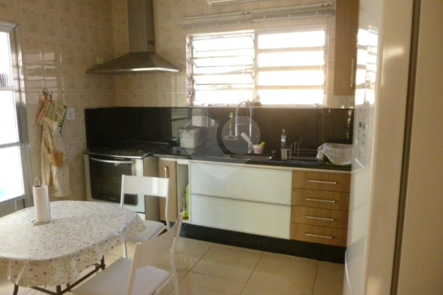 Casa à venda com 4 suítes em Santana, São Paulo, SP