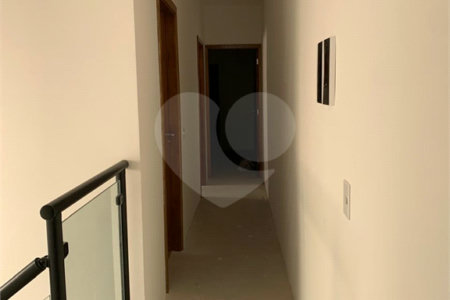 Casa à venda com 3 quartos, sendo 1 suíte, no condomínio Villa D'este, Cotia - SP