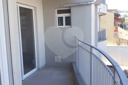 Apartamento à venda ou para alugar com 2 quartos, sendo 1 suíte,  em Jardim Flórida, São Roque, SP