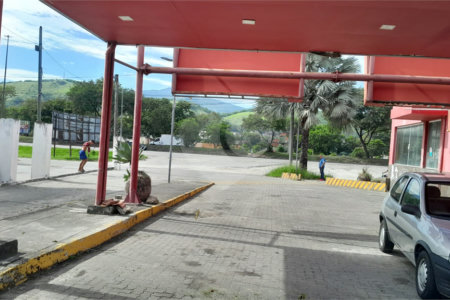 EXCELENTE PONTO COMERCIAL NA AVENIDA BRASIL = BANGU