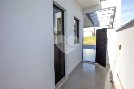 Casa à venda com 3 quartos, sendo 1 suíte, no condomínio Jardim Piemonte, Indaiatuba - SP