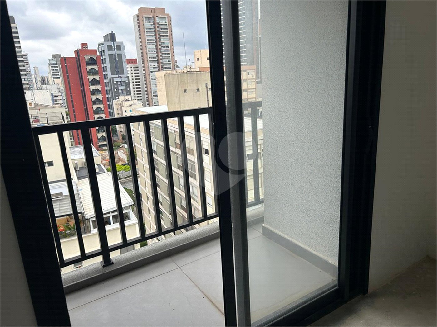 Apartamento à venda com 2 suítes em Cerqueira César, São Paulo, SP