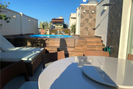 Cobertura à venda com 3 quartos, sendo 2 suítes, em Tijuca, Rio de Janeiro, RJ