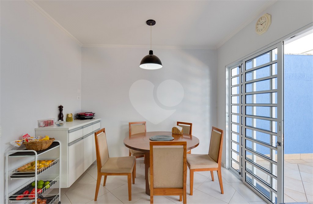 Casa à venda com 3 quartos, sendo 1 suíte, em Santo Amaro, São Paulo, SP