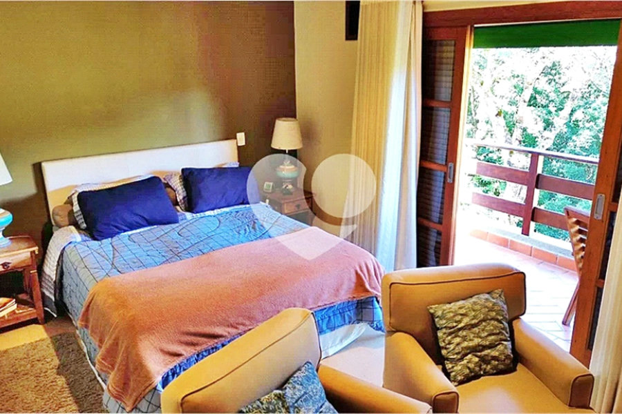 Casa à venda com 3 quartos no condomínio Alpes da Cantareira, Mairiporã - SP