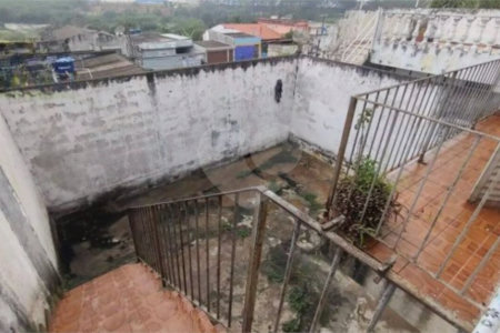 Casa à venda com 2 quartos, sendo 1 suíte, em Cidade Edson, Suzano, SP