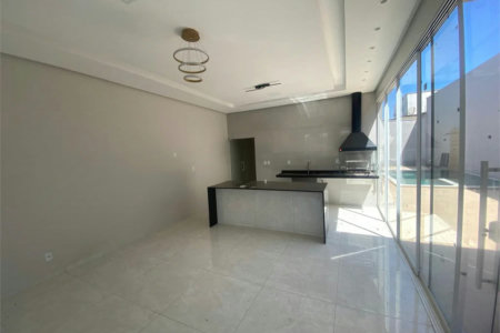 Casa à venda com 3 suítes em Açucena, Balsas, MA