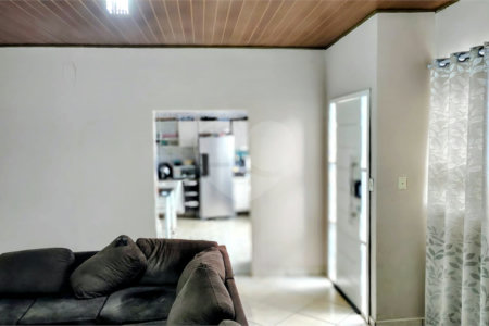 Casa à venda com 3 quartos, sendo 1 suíte, em Tupy, Itapetininga, SP