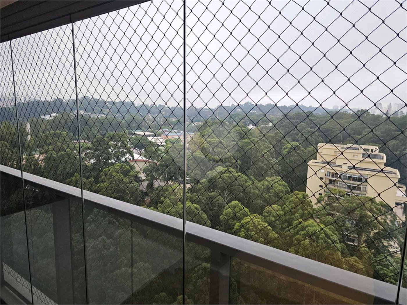 Apartamento à venda com 3 suítes em Jardim Morumbi, São Paulo, SP