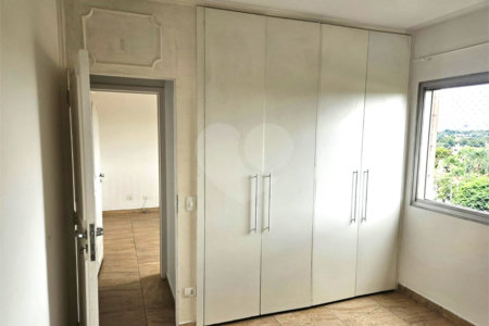 Apartamento para alugar com 3 quartos, sendo 1 suíte, em Alto da Boa Vista, São Paulo, SP