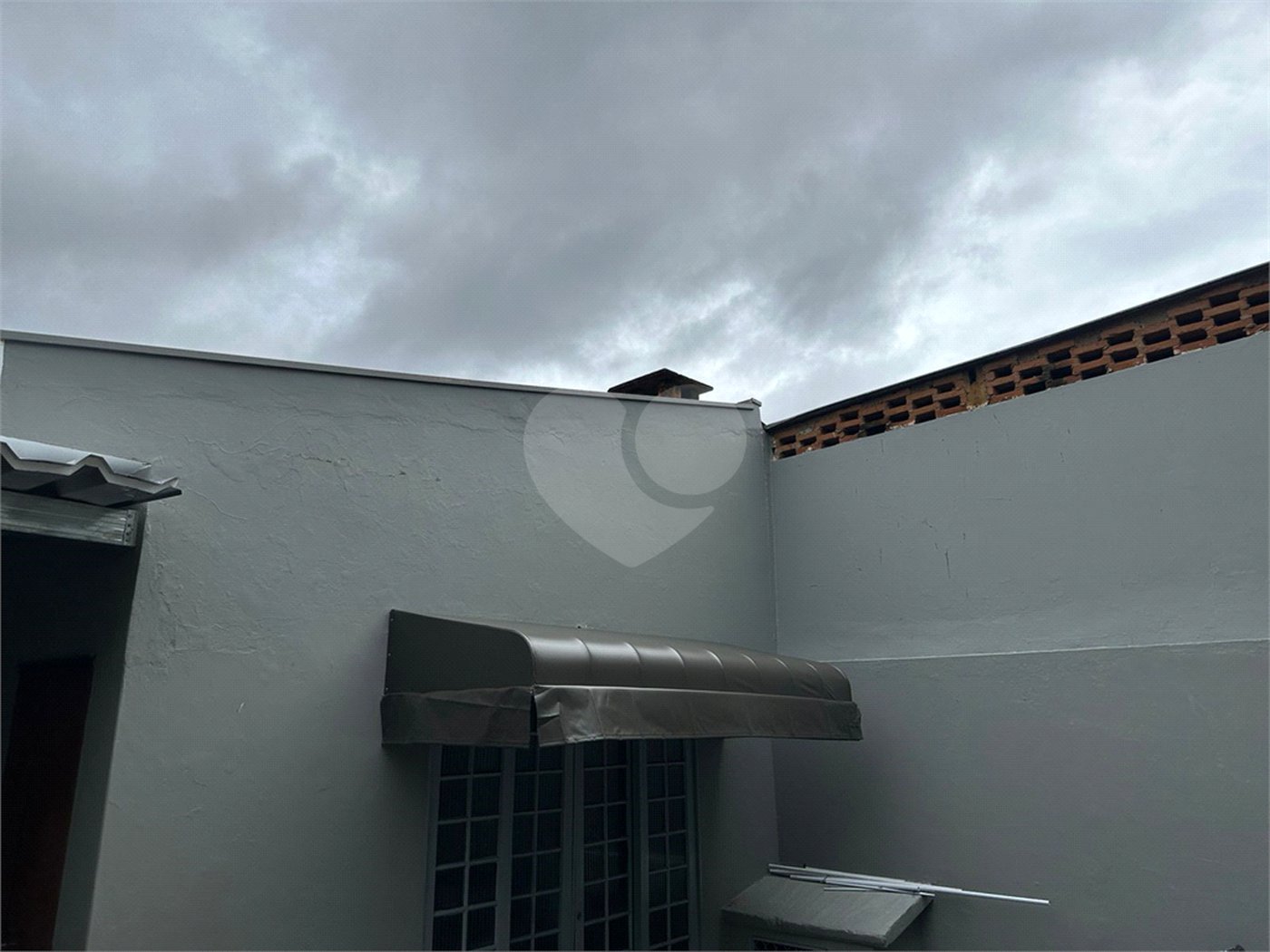 Sobrado à venda com 4 quartos, sendo 1 suíte,  em Jardim Santa Rosa, Araraquara, SP