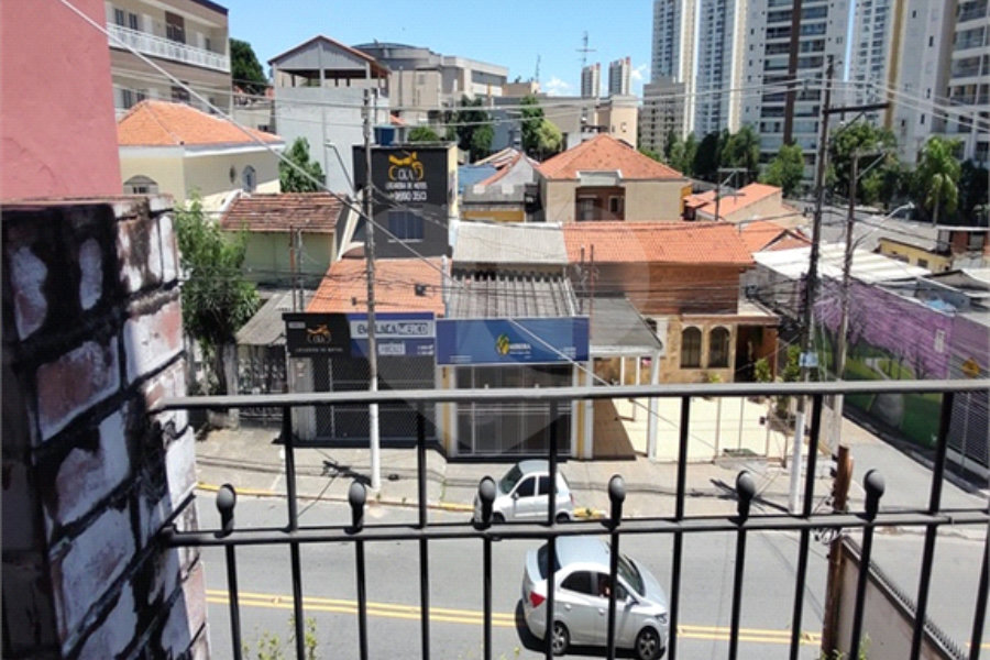 Casa à venda com 6 quartos, sendo 2 suítes,  no condomínio Doutor Francisco Ranieri, São Paulo - SP