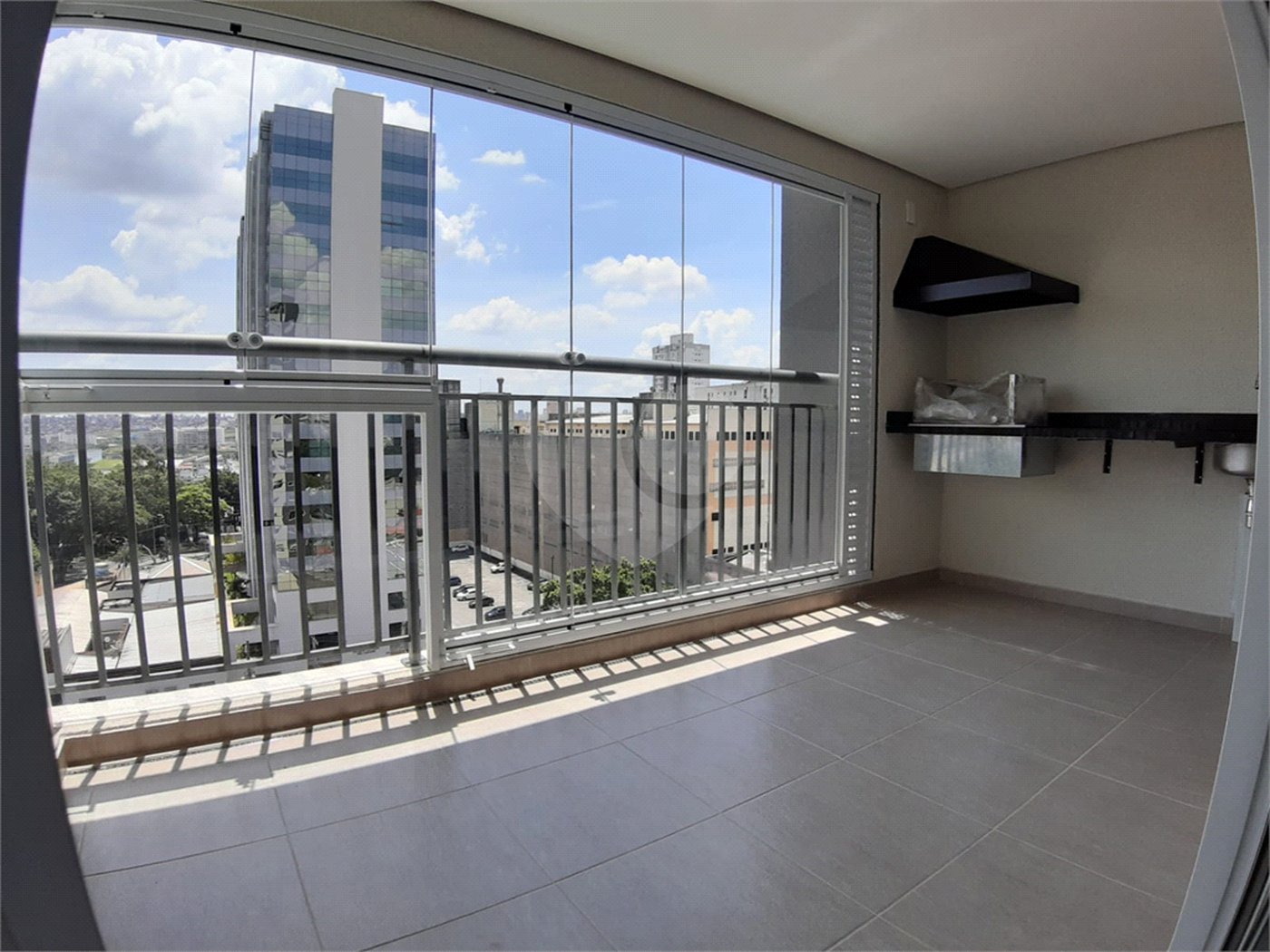 Apartamento à venda com 3 quartos, sendo 1 suíte, em Santo Antônio, São Caetano do Sul, SP