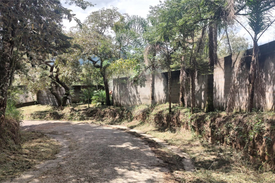 Terreno à venda em Serra da Cantareira, Mairiporã, SP