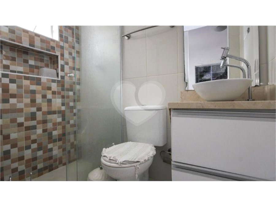 Prédio à venda com 5 quartos em Santa Teresinha, São Paulo, SP