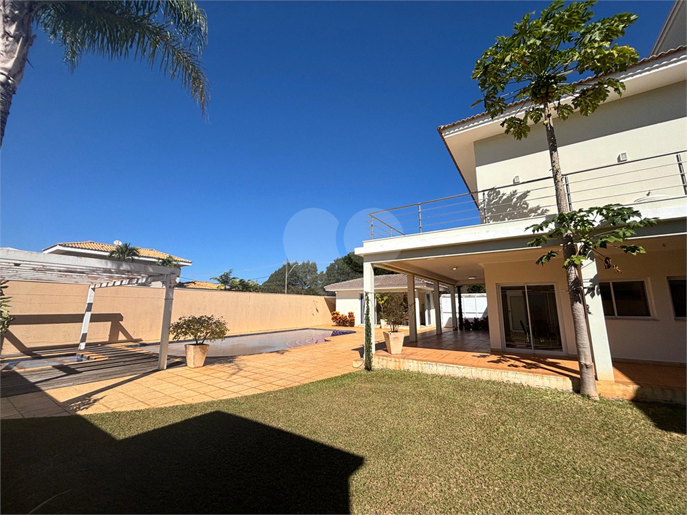 Casa á venda condomínio Damha I