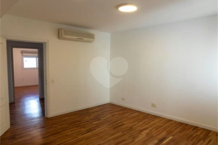 Apartamento à venda com 4 suítes em Jardim Leonor, São Paulo, SP