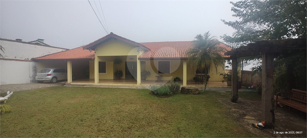 Chácara à venda com 3 quartos, sendo 1 suíte,  no Centro, Nazaré Paulista, SP
