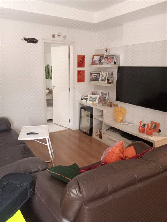 Apartamento à venda com 3 suítes em Vila Independência, Sorocaba, SP