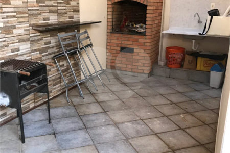 Casa à venda com 3 quartos, sendo 1 suíte, em Jardim Karolyne, Votorantim, SP