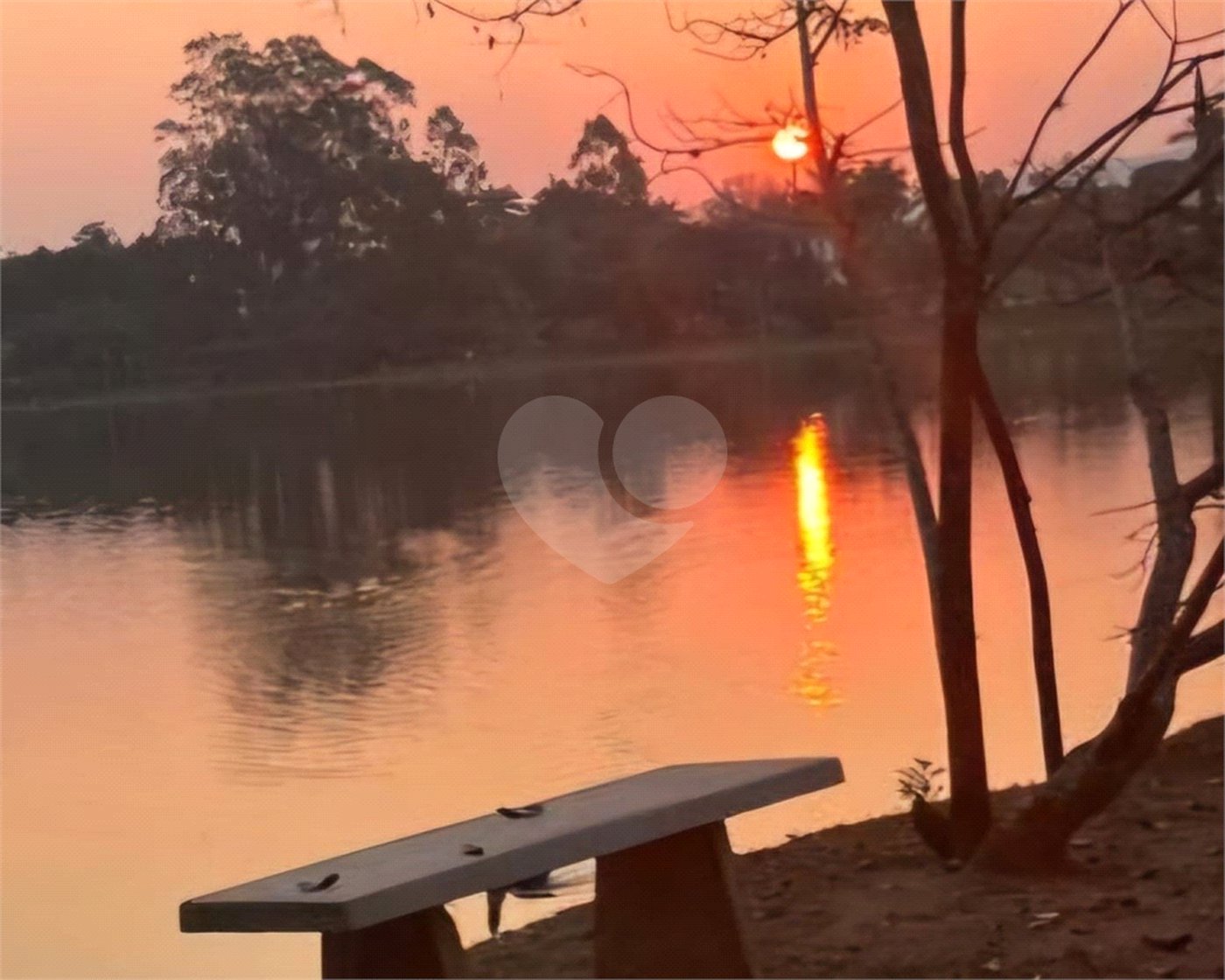 Terreno à venda no condomínio Vivendas do Lago, Sorocaba - SP