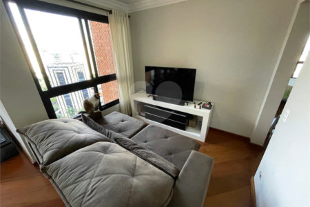 Apartamento à venda com 3 quartos, sendo 1 suíte, em Parque Bairro Morumbi, São Paulo, SP