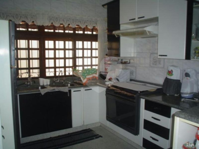 Sobrado à venda com 3 quartos, sendo 1 suíte,  em Parada Inglesa, São Paulo, SP