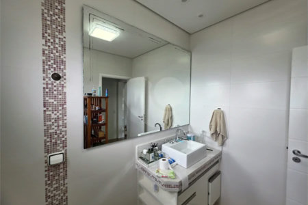 Casa à venda com 3 quartos, sendo 1 suíte,  no condomínio Santa Isabel I, Louveira - SP