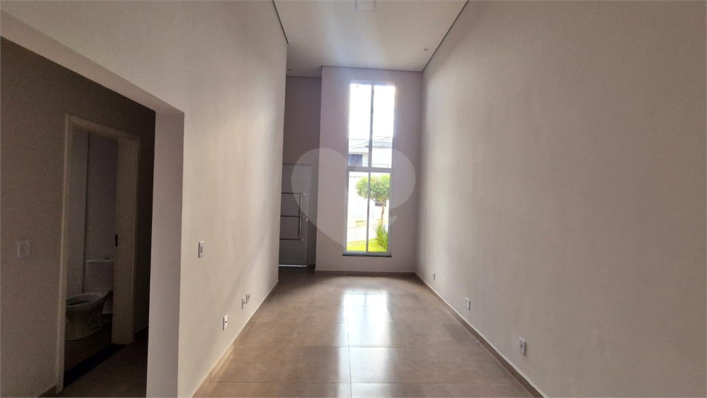 Casa à venda com 3 quartos, sendo 1 suíte,  no condomínio Horto Florestal Villagio, Sorocaba - SP