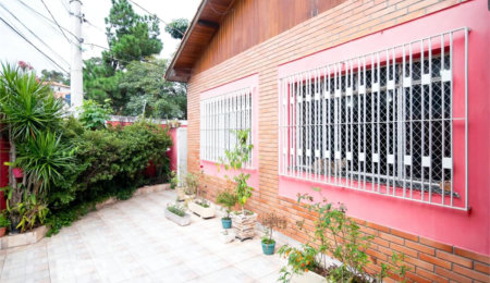 Casa à venda com 3 quartos, sendo 2 suítes,  em Jardim Prudência, São Paulo, SP
