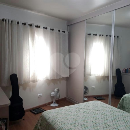 Sobrado à venda com 3 quartos, sendo 1 suíte, em Vila Gustavo, São Paulo, SP