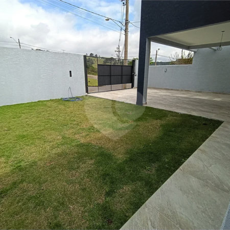 Casa à venda com 3 quartos, sendo 1 suíte, em Loteamento Parque Serras de Atibaia I, Atibaia, SP