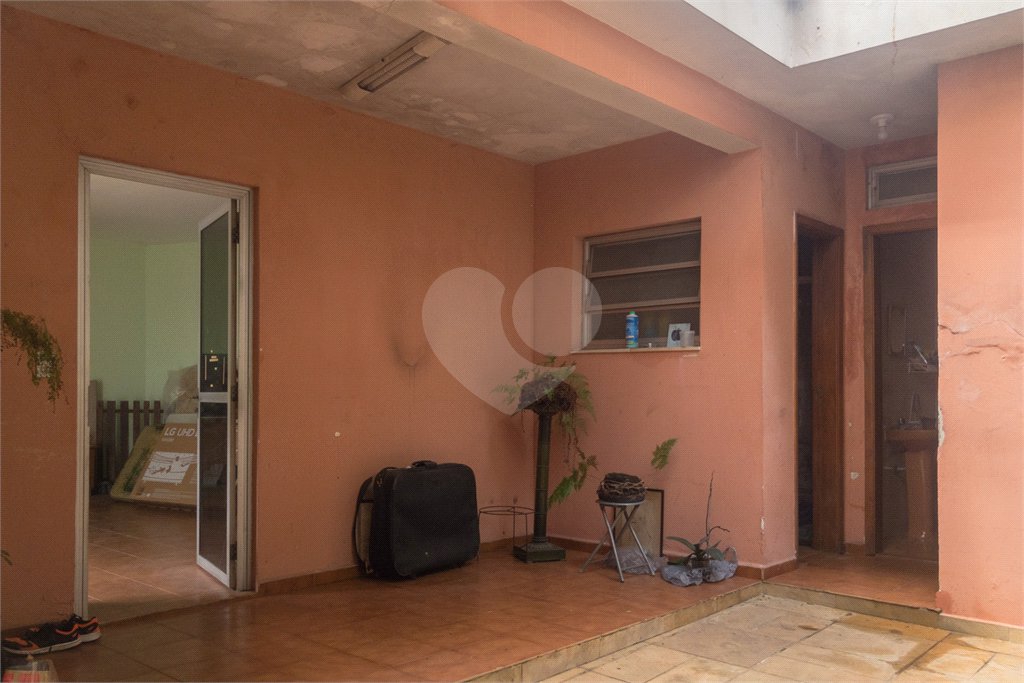 Casa à venda com 3 quartos, sendo 2 suítes, em Granja Julieta, São Paulo, SP
