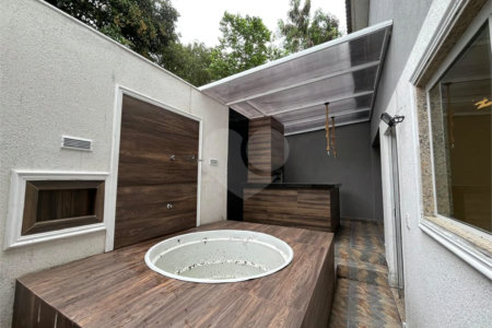 Casa à venda com 3 quartos, sendo 2 suítes, no condomínio Notting Hill - Campo Grande, Rio de Janeiro - RJ