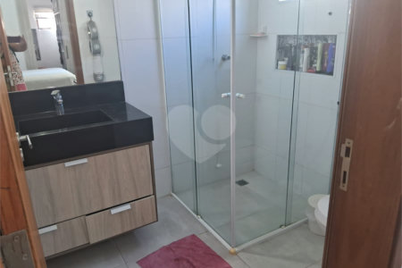Casa à venda com 5 quartos, sendo 1 suíte, no condomínio Village da Serra, Araçoiaba da Serra - SP