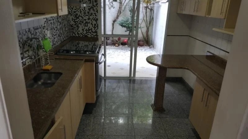 Casa à venda com 3 quartos, sendo 1 suíte, em Vila São Silvestre, São Paulo, SP
