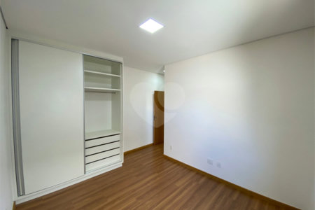 Casa térrea para venda no condomínio Residencial Quebec