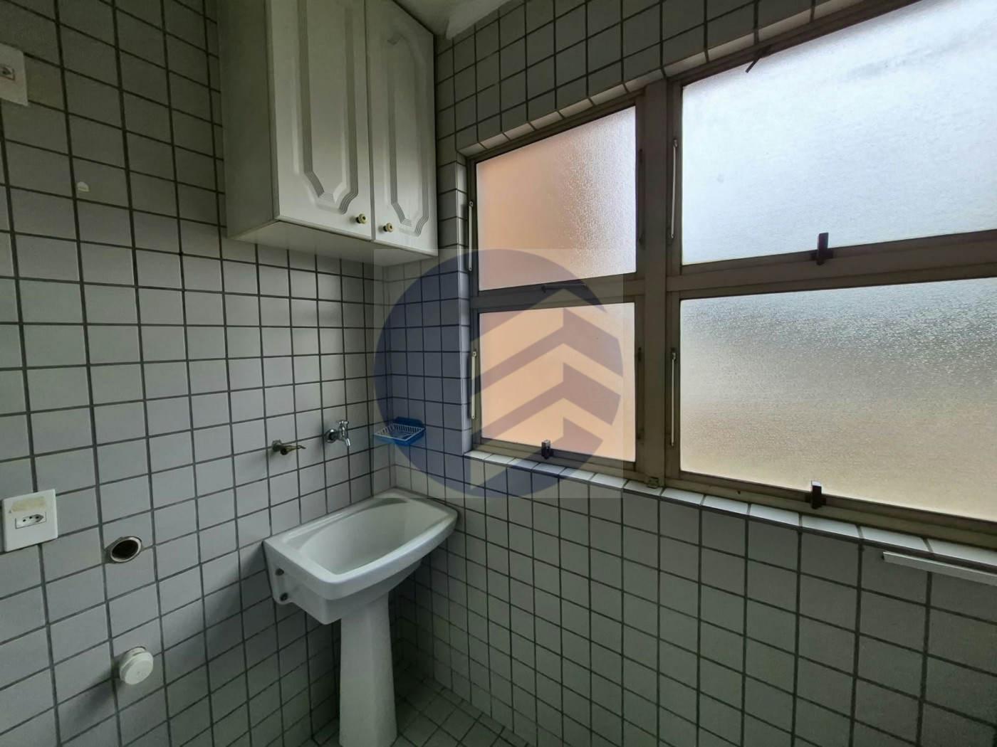 Apartamento à venda com 3 quartos, 1 banheiro e 1 vaga próximo à USP