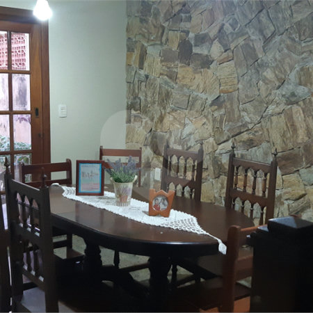 Sobrado à venda com 7 quartos, sendo 2 suítes, em Jardim Marajoara, São Paulo, SP