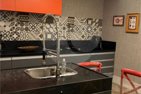 Casa à venda com 3 quartos, sendo 1 suíte, em Ferradurinha, Armação dos Búzios, RJ